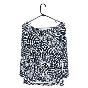 St John Sport black and white printed shirt